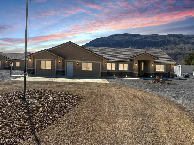 $1,490,999 | 5520 North Leslie Street, Pahrump, NV 89060