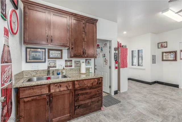 $1,490,999 | 5520 North Leslie Street, Pahrump, NV 89060