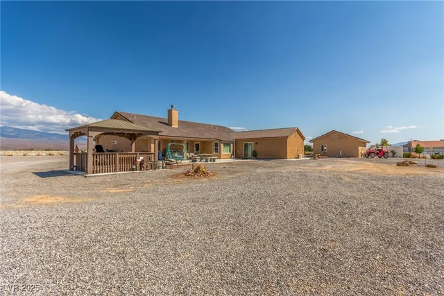 $1,490,999 | 5520 North Leslie Street, Pahrump, NV 89060