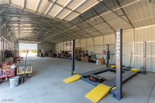 $1,490,999 | 5520 North Leslie Street, Pahrump, NV 89060