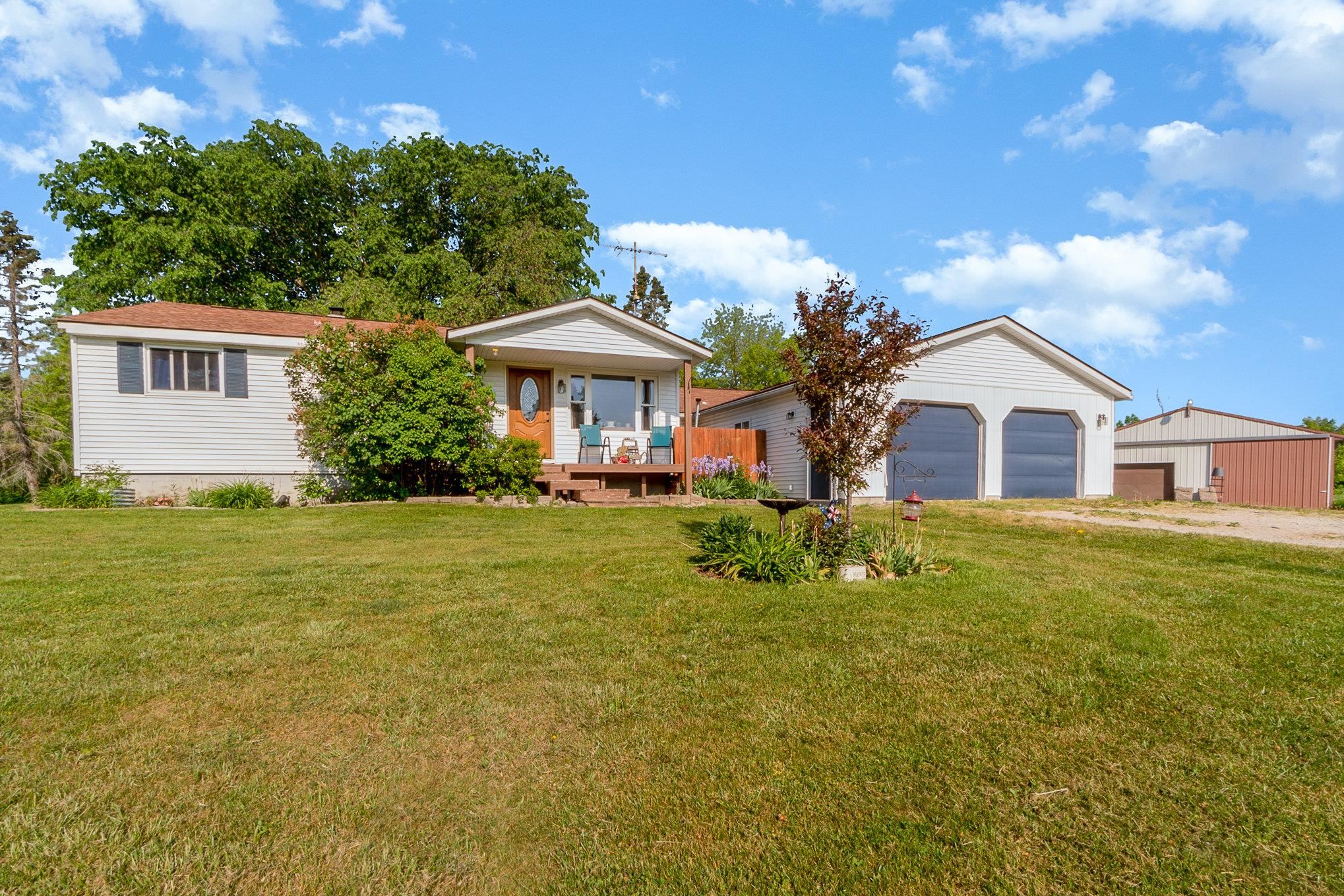 5157 North 8 Mile Road Pinconning, MI 48650 - Photo 1 of 36