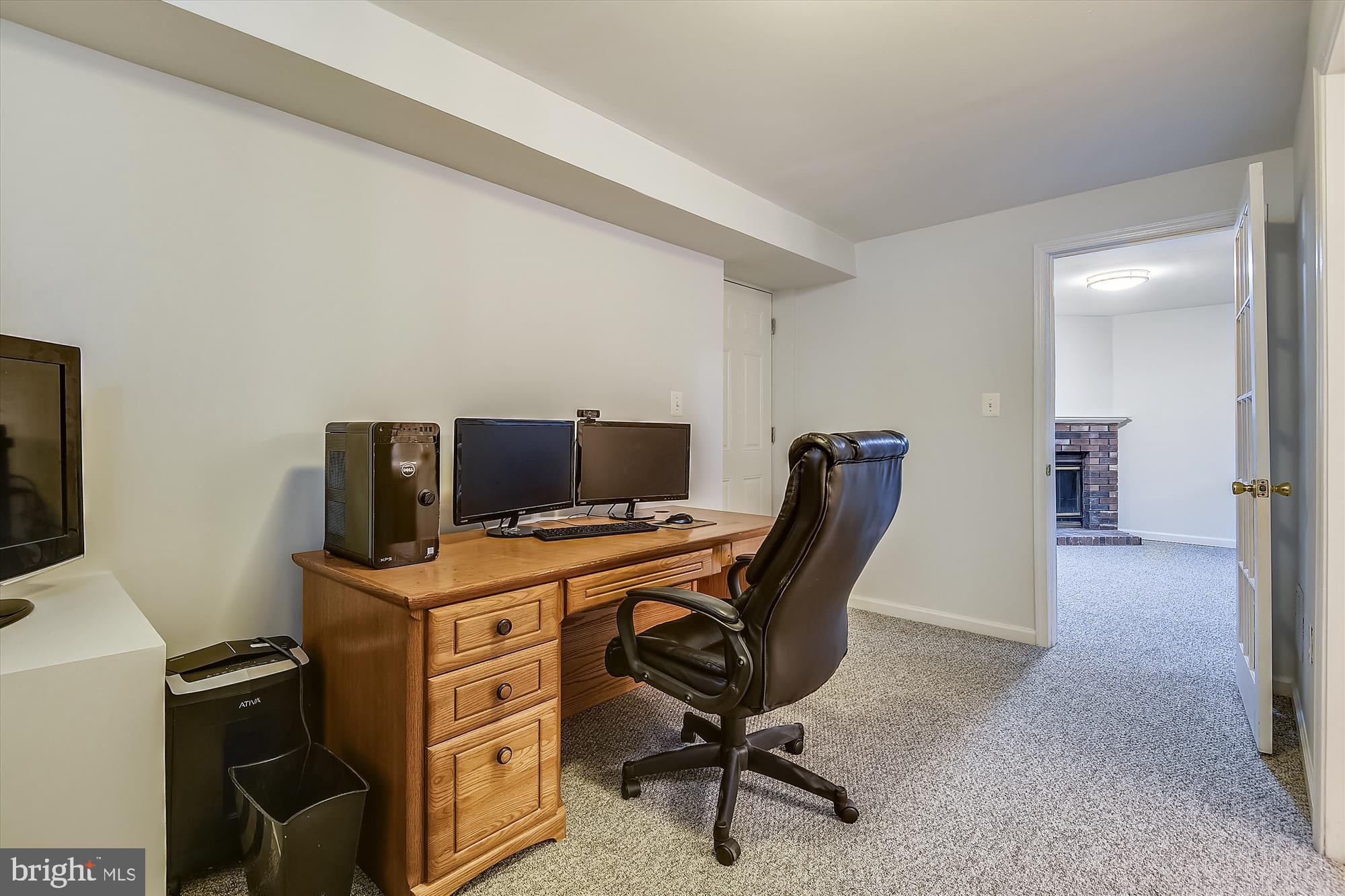 3444 Brookhaven Road Pasadena, MD 21122 - Photo 31 of 50 4th BR or office with door to back and 1/2 BA