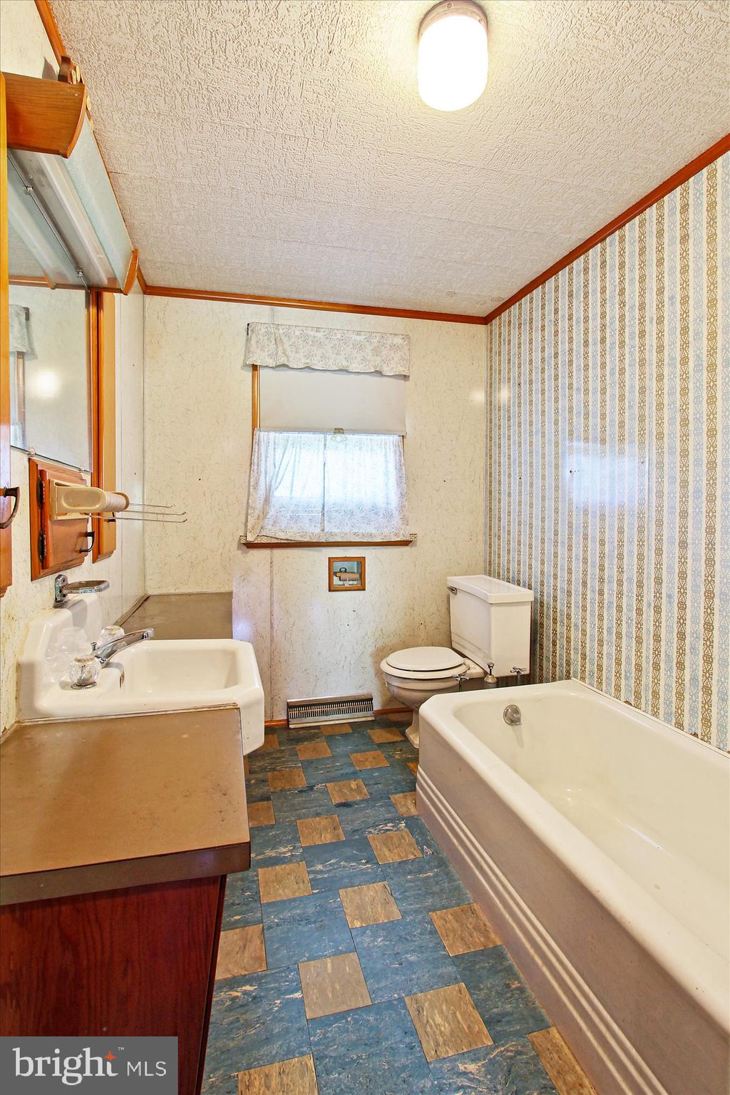 558 Old Hanover Road Spring Grove, PA 17362 - Photo 19 of 28