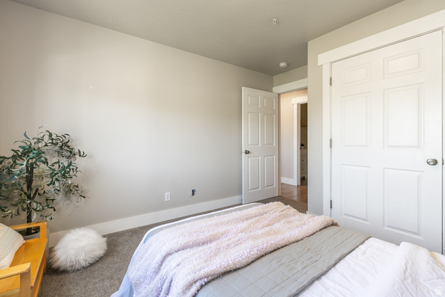 8204 North Cedar Springs Road, Unit 11 Eagle Mountain, UT 84005 - Photo 13 of 25