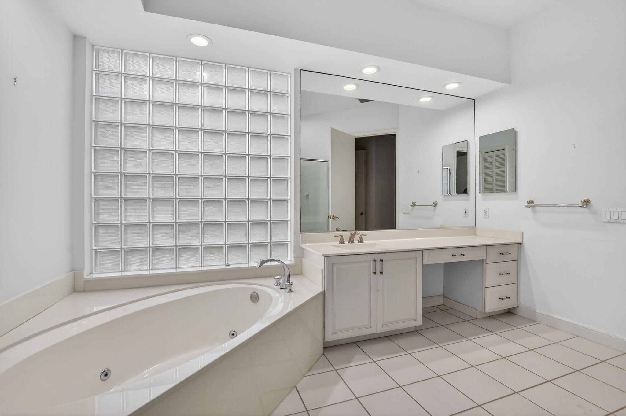 2107 Northwest 62nd Drive Boca Raton, FL 33496 - Photo 29 of 62 35-web-or-mls-DSC_8750