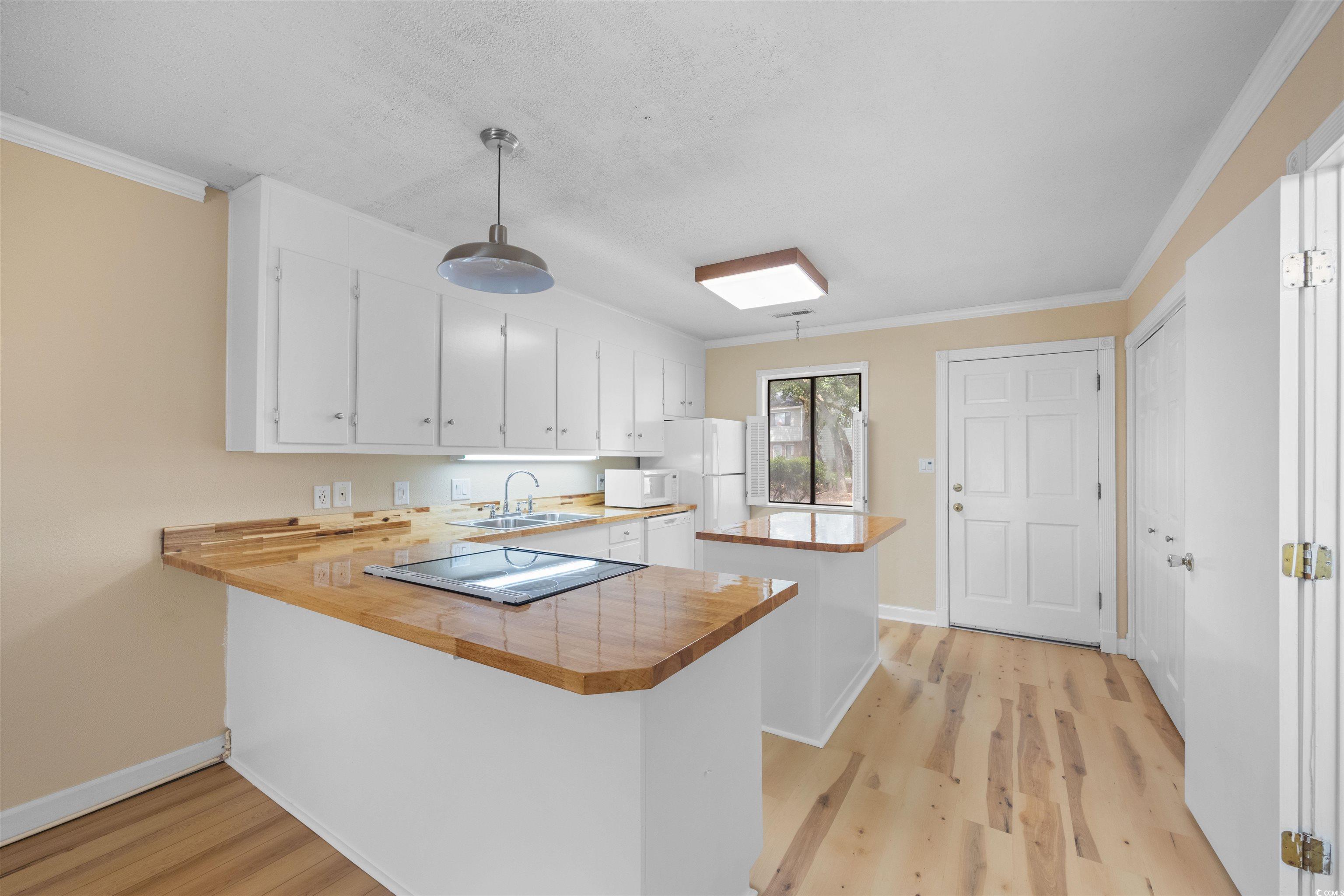 5185 Inlet Garden Court, Unit 3B Murrells Inlet, SC 29576 - Photo 3 of 26 Gallery Image 3