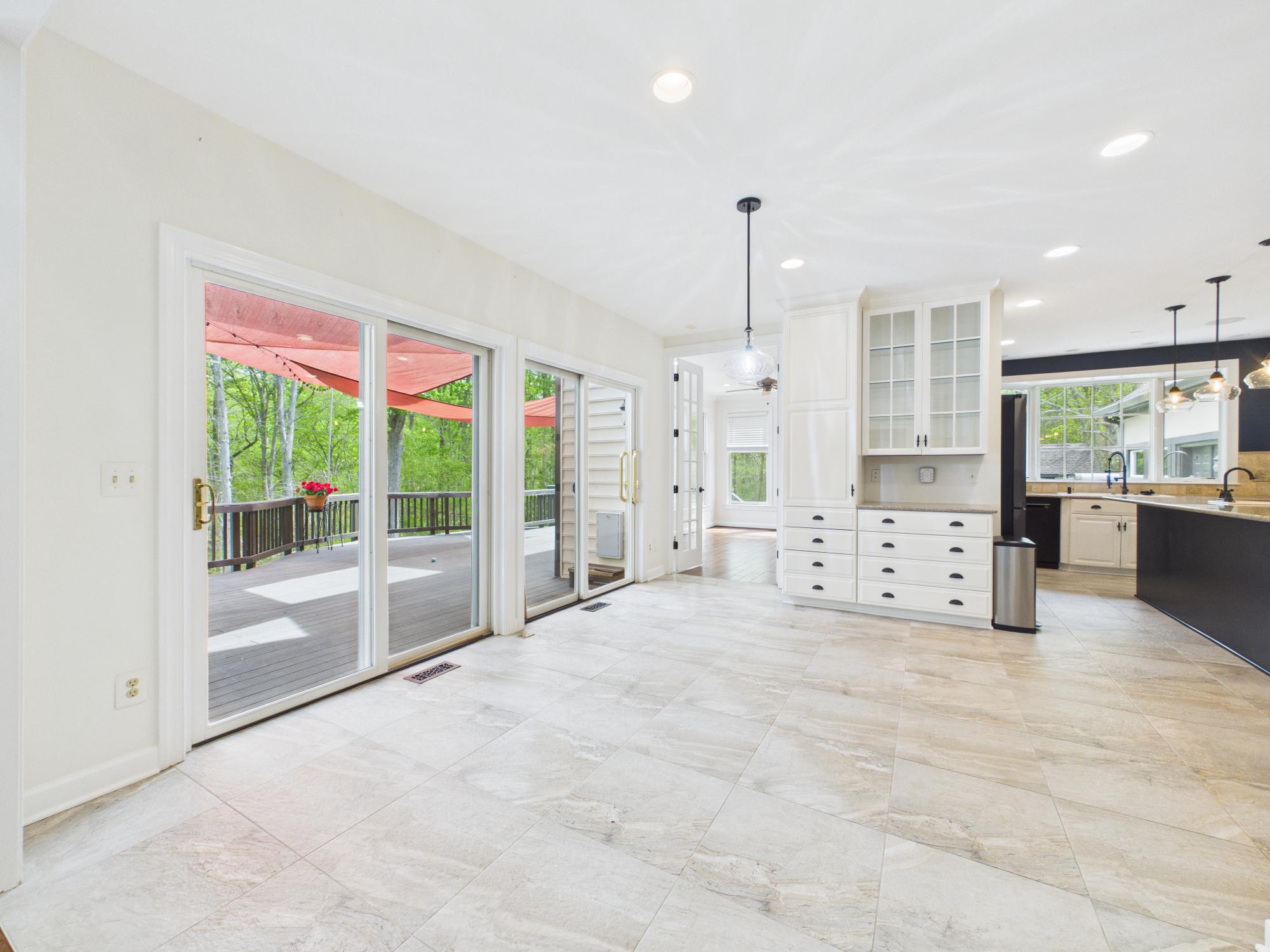 7972 Pinnacle Ridge Drive Manassas, VA 20112 - Photo 12 of 50 Bright and airy kitchen with nature views.