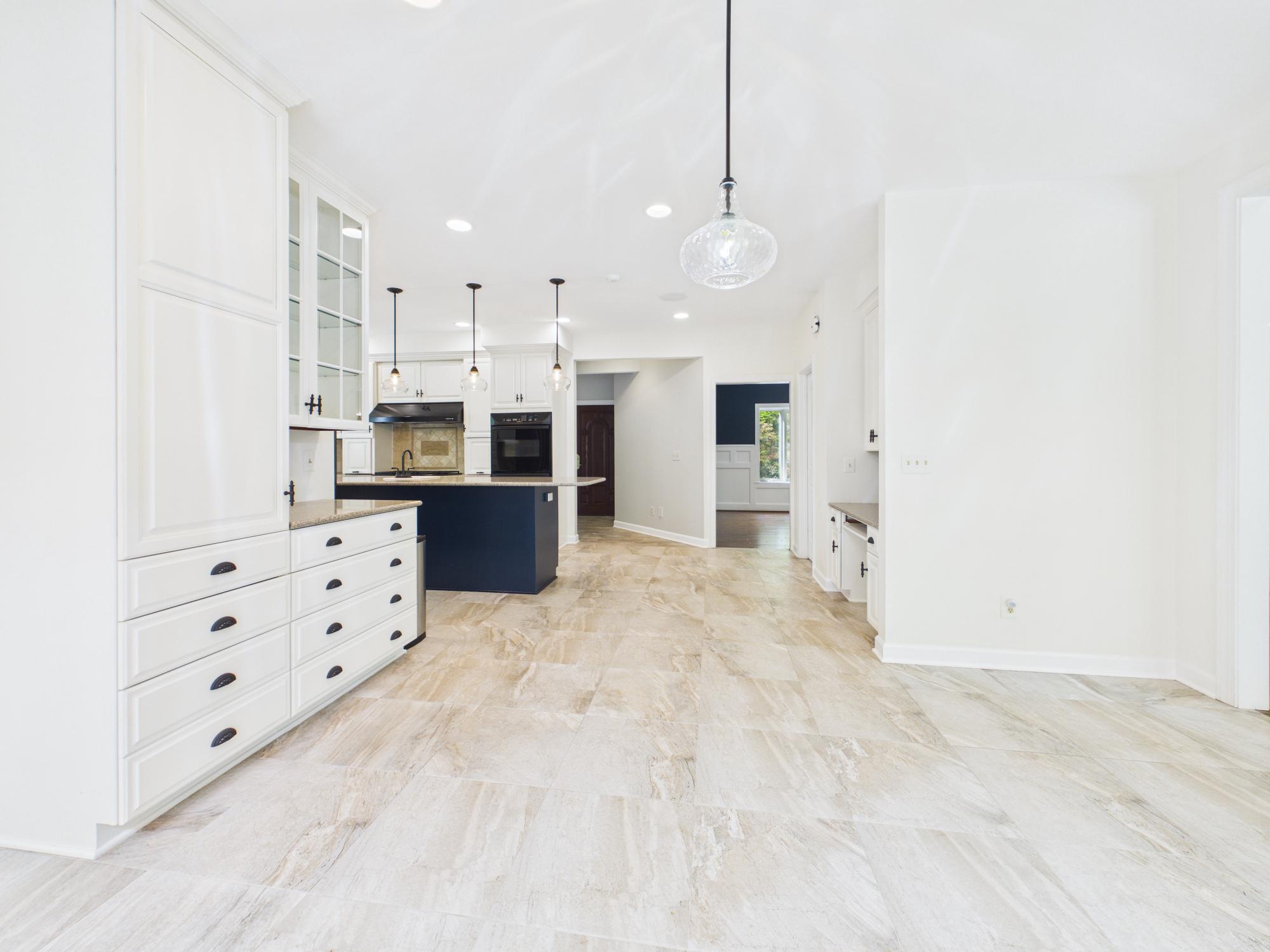 7972 Pinnacle Ridge Drive Manassas, VA 20112 - Photo 14 of 50 Modern kitchen with sleek design.