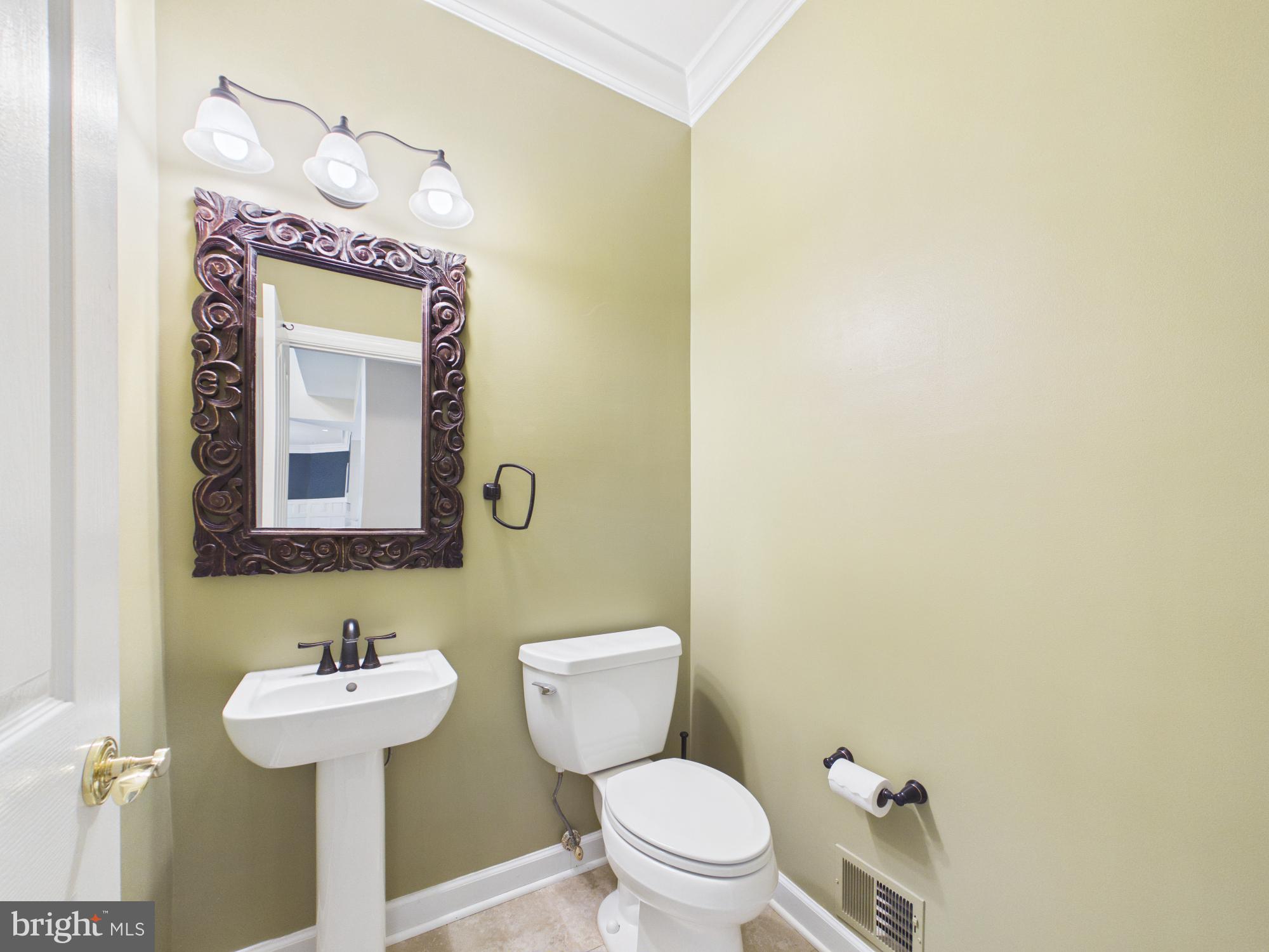 7972 Pinnacle Ridge Drive Manassas, VA 20112 - Photo 28 of 50 Chic half-bath with elegant accents.