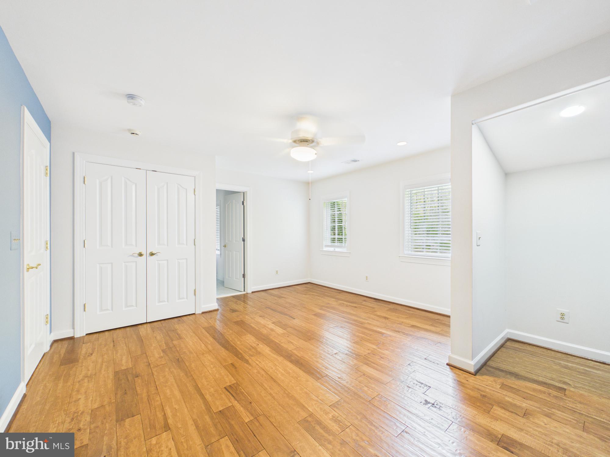 7972 Pinnacle Ridge Drive Manassas, VA 20112 - Photo 31 of 50 Bright and airy open space awaits.