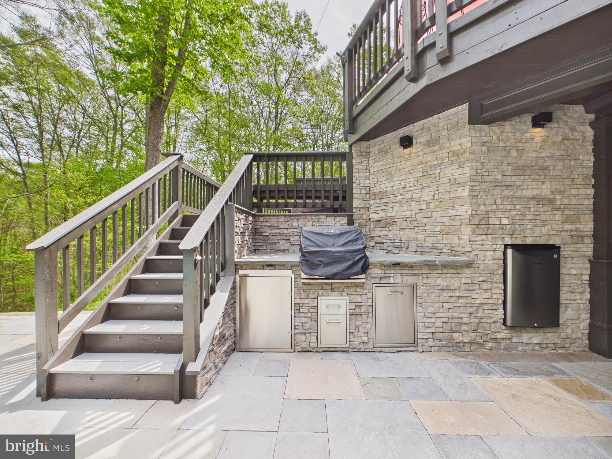 7972 Pinnacle Ridge Drive Manassas, VA 20112 - Photo 48 of 50 Stylish outdoor kitchen retreat.
