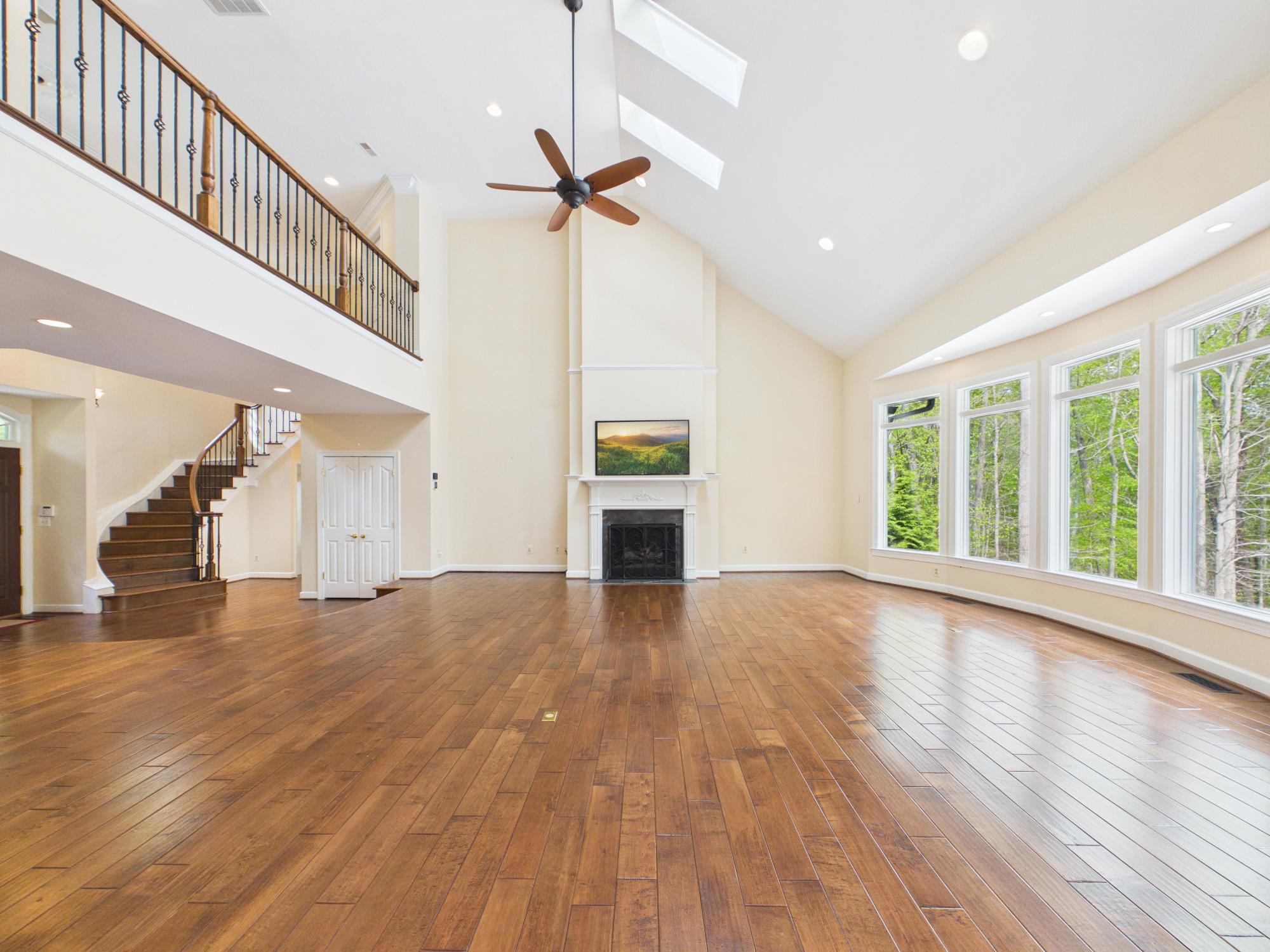 7972 Pinnacle Ridge Drive Manassas, VA 20112 - Photo 8 of 50 Abundance of Natural Light