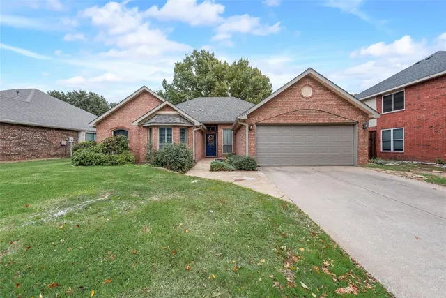 $2,800 | 2908 Trailwood Lane, Flower Mound, TX 75028