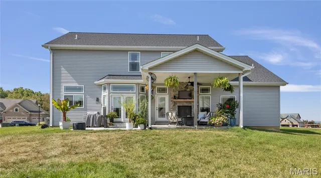$839,900 | 1016 Bellevaux Place, St. Charles, MO 63301