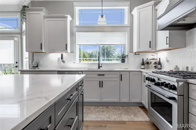 $839,900 | 1016 Bellevaux Place, St. Charles, MO 63301