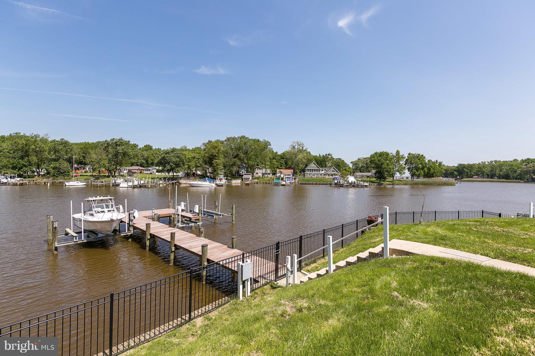 8280 Patapsco Road Pasadena, MD 21122 - Photo 25 of 30 Dock