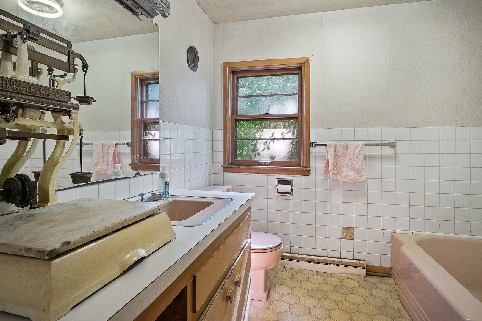 526 Russell Road DeKalb, IL 60115 - Photo 16 of 20 Gallery Image 16