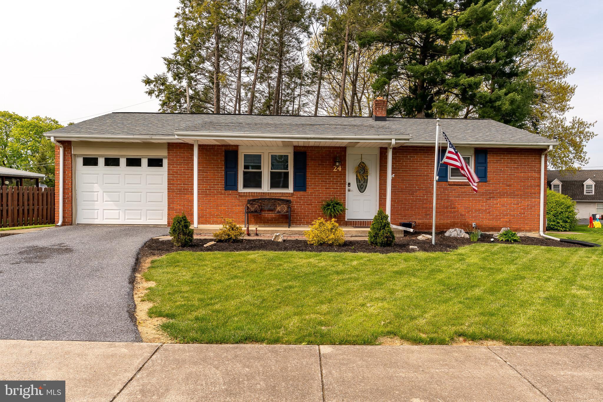 24 Forney Drive Lititz, PA 17543 - Photo 1 of 26