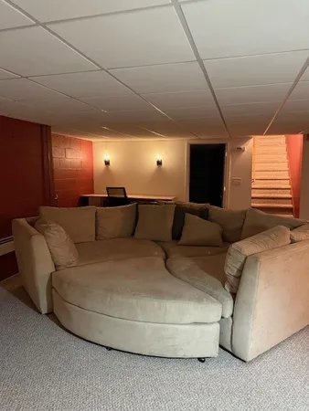 $2,000 | 808 Sunset Drive, Elmira, NY 14905