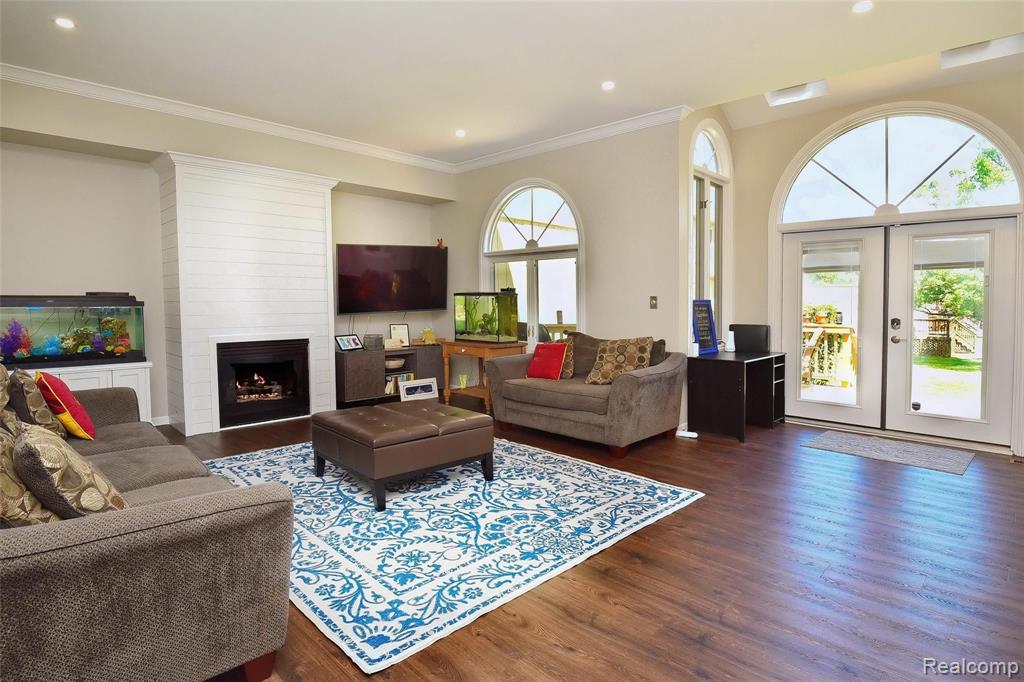 2259 Crystal Drive, Unit 32 Rochester Hills, MI 48309 - Photo 8 of 37