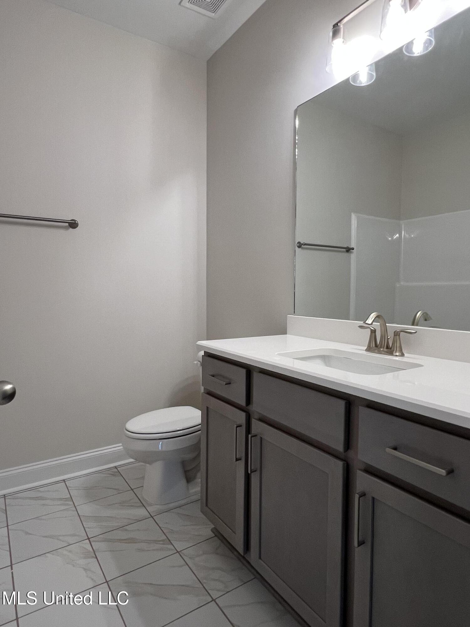 2233 Scott Mdws Lane Hernando, MS 38632 - Photo 20 of 29 IMG_3336