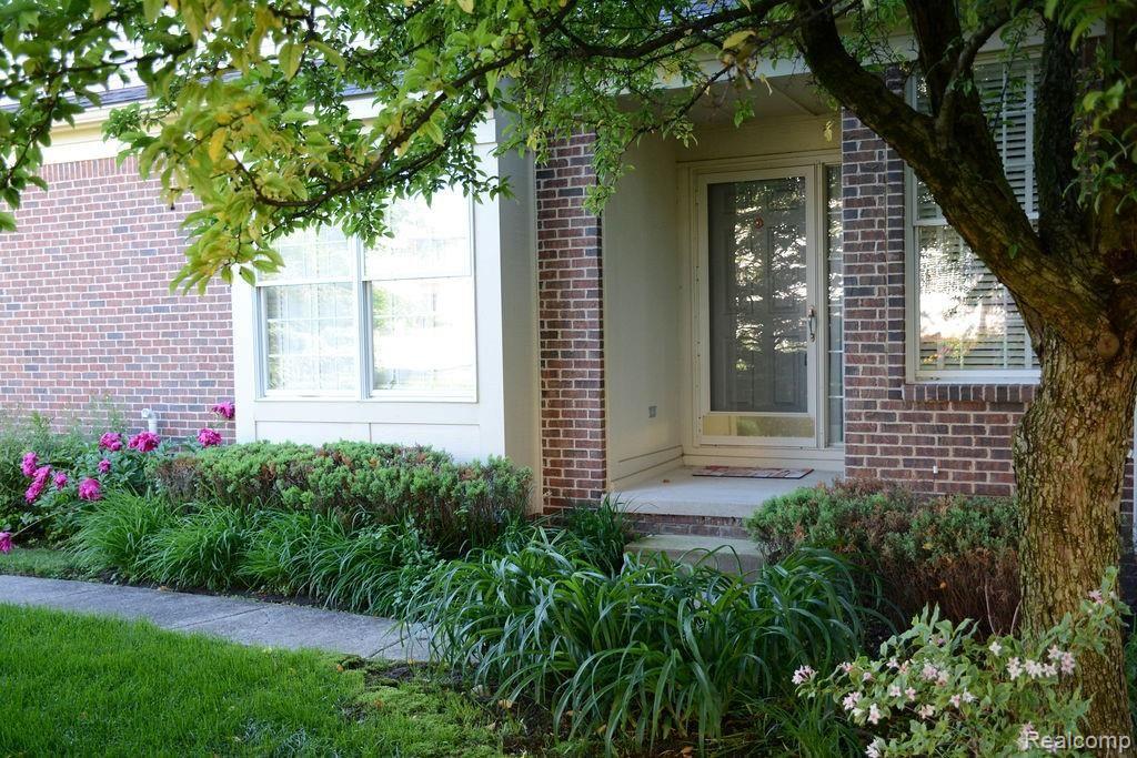 1958 Catlin Drive Rochester, MI 48306 - Photo 40 of 46