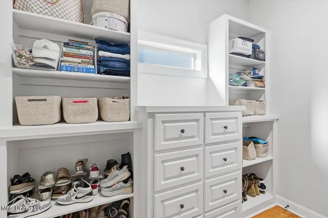 $449,000 | 342 Royal Pond Circle, Flowood, MS 39232