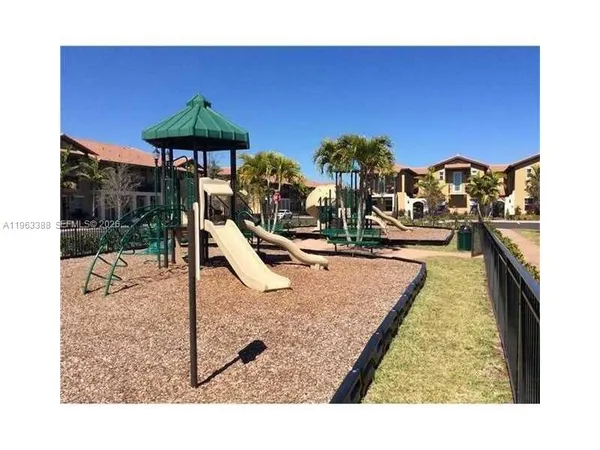 $3,050 | 950 Southwest 147th Avenue, Unit 2611, Pembroke Pines, FL 33027