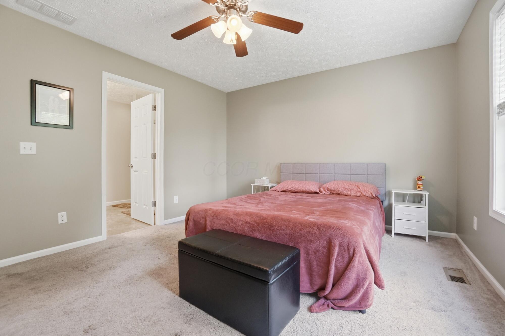 1728 Hunters Ridge Drive Troy, OH 45373 - Photo 23 of 47 Owner Suite - 1728 Hunters Ridge Drive, Troy, OH 45373