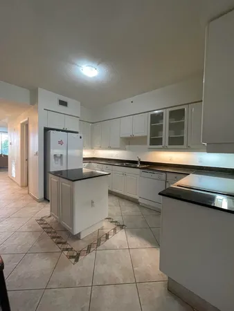 $8,000 | 717 Crandon Boulevard, Unit 408, Key Biscayne, FL 33149