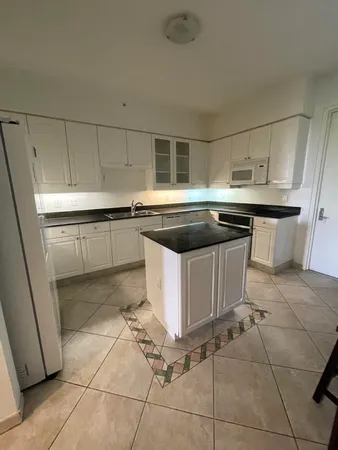 $8,000 | 717 Crandon Boulevard, Unit 408, Key Biscayne, FL 33149