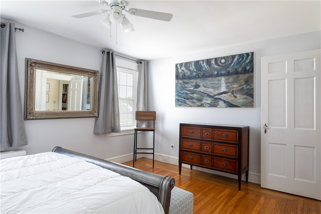 56 Eustis Avenue Newport, RI 02840 - Photo 14 of 23