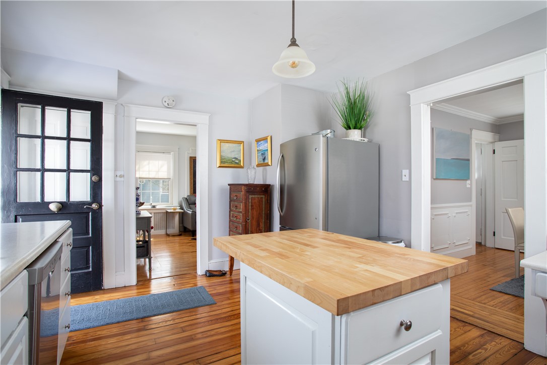 56 Eustis Avenue Newport, RI 02840 - Photo 8 of 23