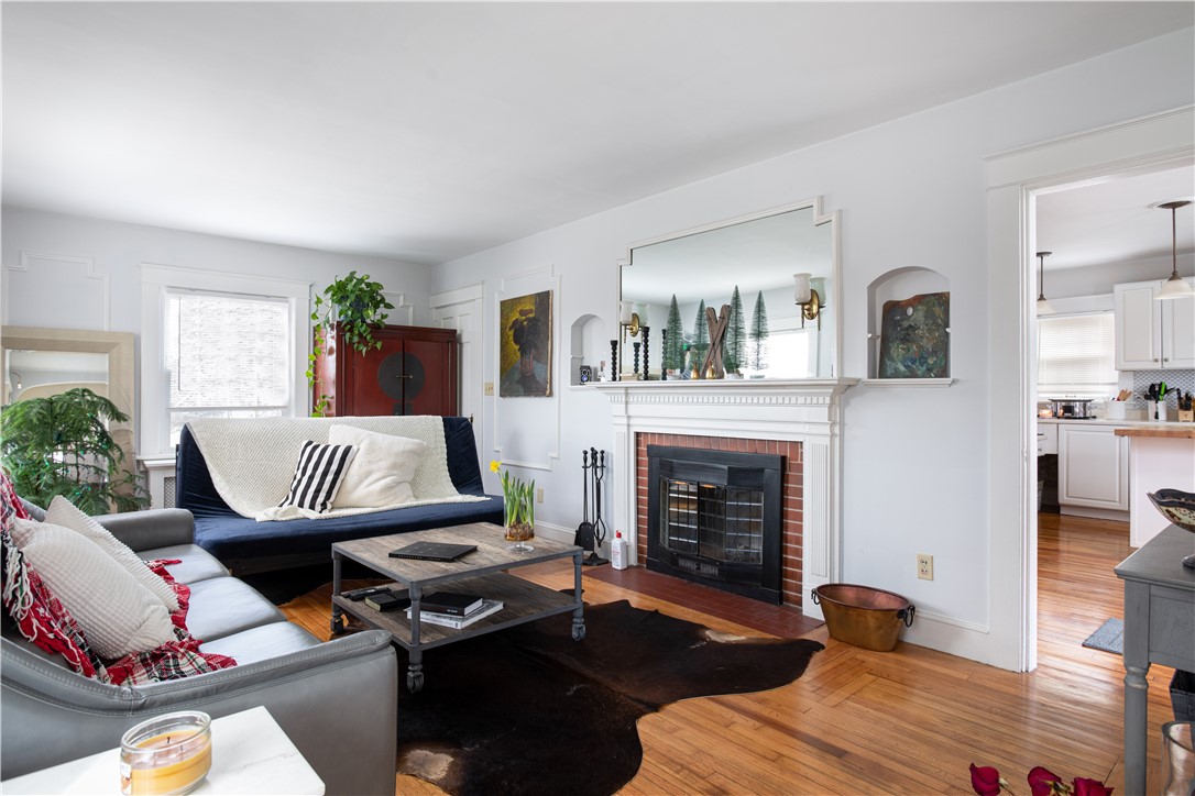 56 Eustis Avenue Newport, RI 02840 - Photo 10 of 23