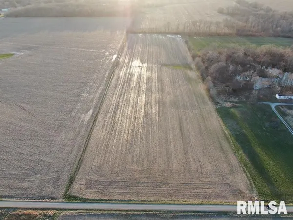 $121,000 | North 3000th Street, Casey, IL 62420