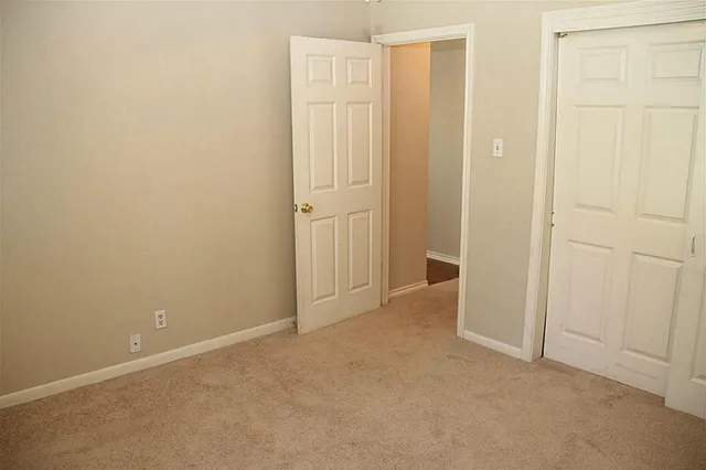 $2,200 | 1220 Ashland Street, Houston, TX 77008