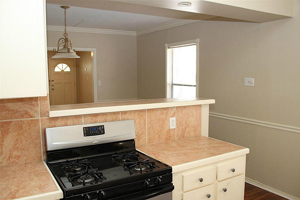 1220 Ashland Street Houston, TX 77008 - Photo 5 of 32