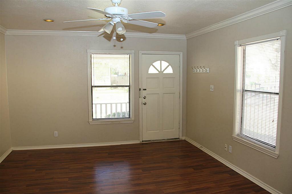 1220 Ashland Street Houston, TX 77008 - Photo 10 of 32