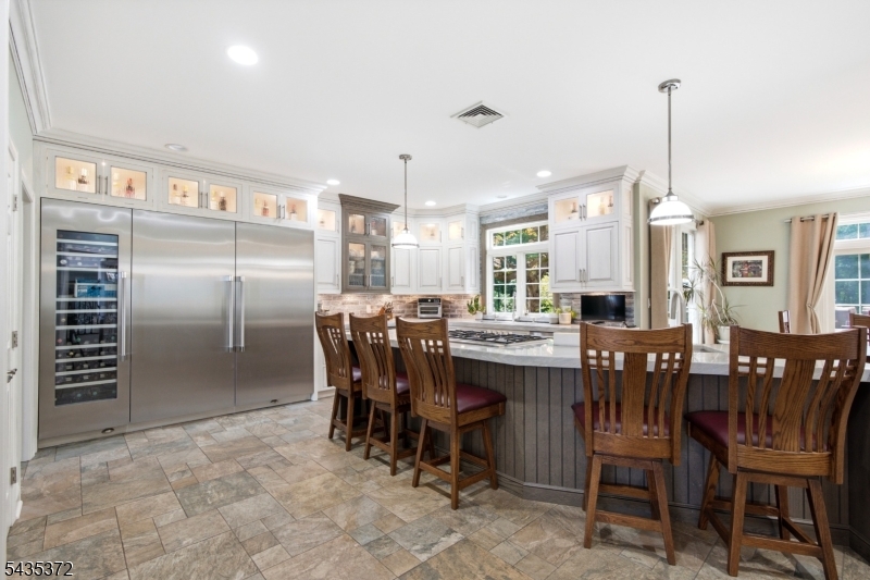 4 Winthrop Gait Road Sparta, NJ 07871 - Photo 8 of 50 Gallery Image 8