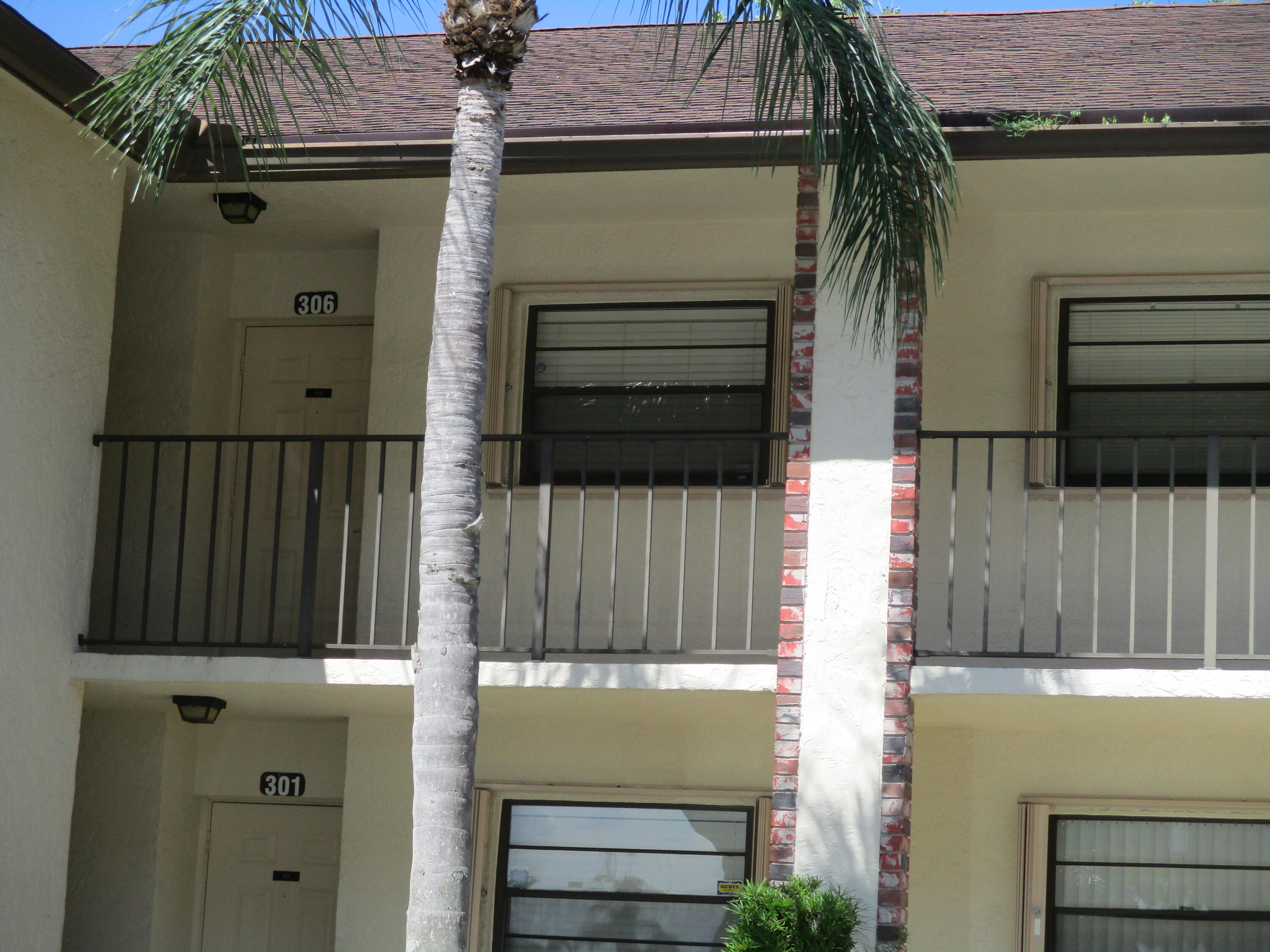 23398 Southwest 57th Avenue, Unit 306 Boca Raton, FL 33428 - Photo 3 of 31 IMG_3808
