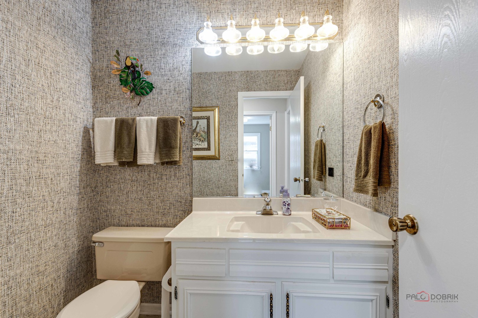 206 Pond Ridge Road Libertyville, IL 60048 - Photo 17 of 42 a bathroom with a sink vanity and toilet
