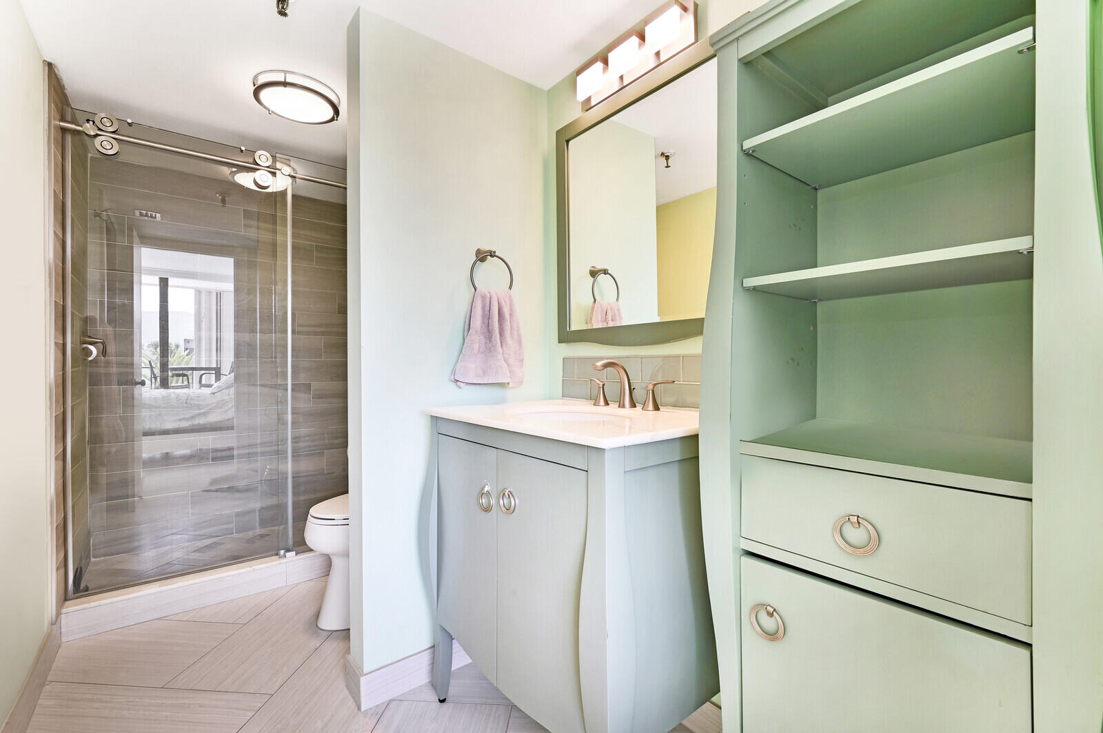 1300 Florida A1A, Unit 123 Jupiter, FL 33477 - Photo 17 of 41 Primary Bathroom