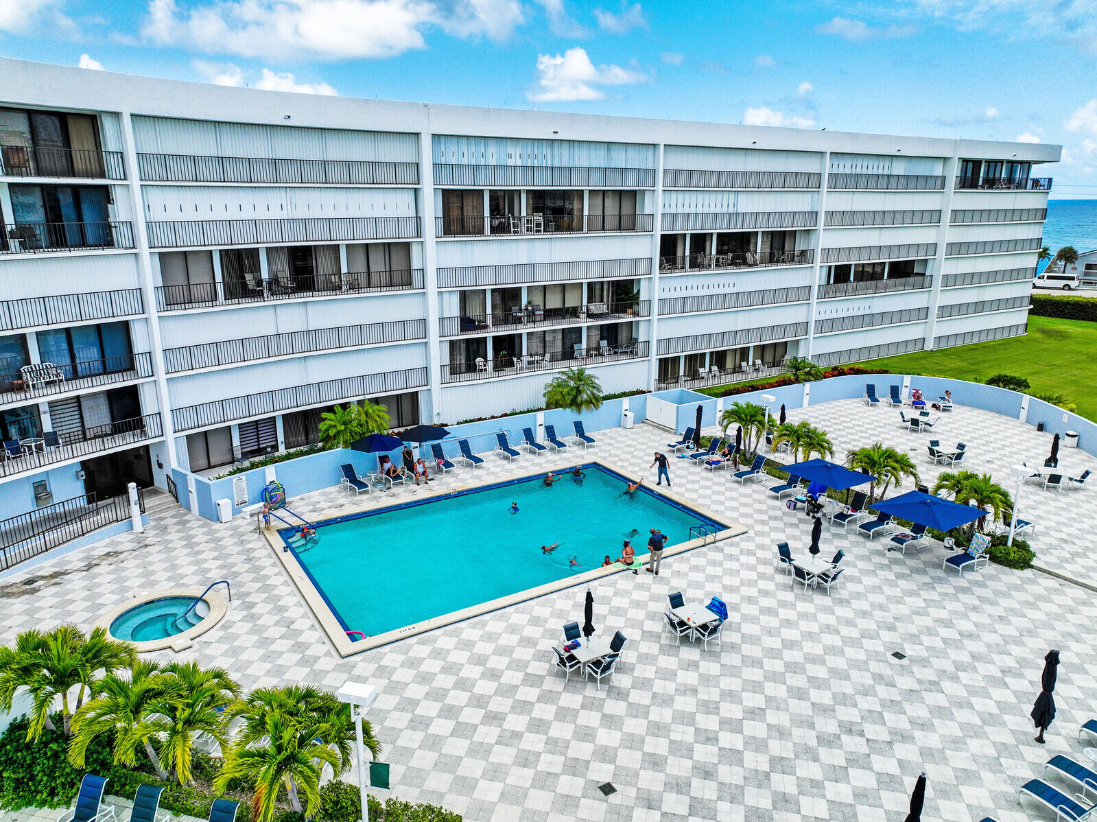 1300 Florida A1A, Unit 123 Jupiter, FL 33477 - Photo 23 of 41 25_Aerial_2_mls