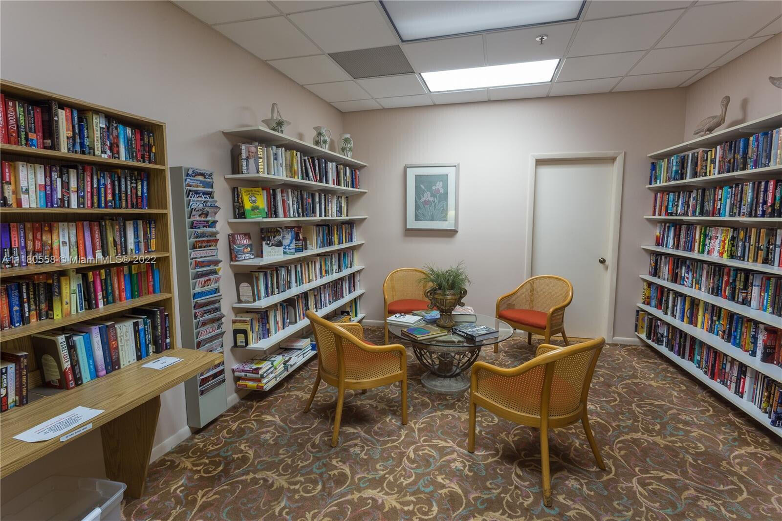 1300 Florida A1A, Unit 123 Jupiter, FL 33477 - Photo 36 of 41 Library