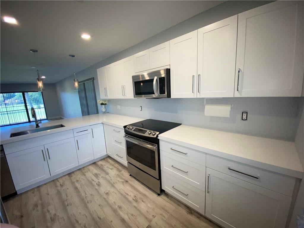 21766 Cypress Drive, Unit 20G Boca Raton, FL 33433 - Photo 11 of 35