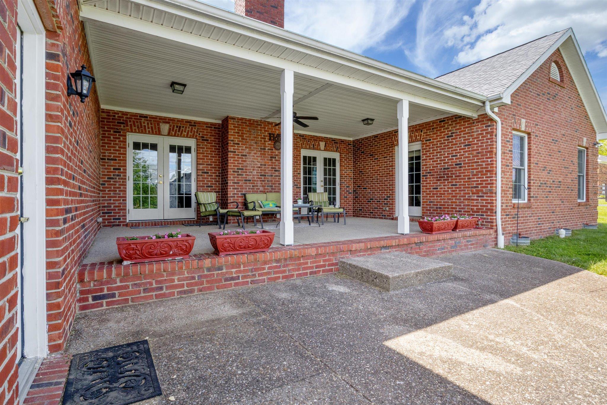 104 Lake Country Road Nicholasville, KY 40356 - Photo 39 of 46 49-MG_0633