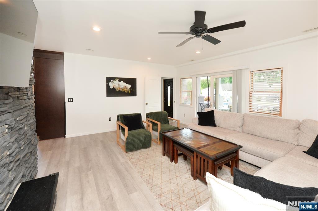 59 Hahn Avenue Rochelle Park, NJ 07662 - Photo 11 of 38
