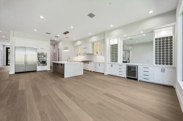 $1,825,000 | 1014 Gardenia Drive, Houston, TX 77018