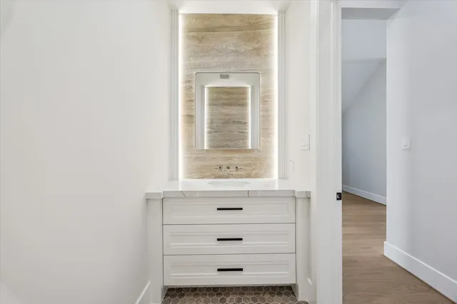 $1,825,000 | 1014 Gardenia Drive, Houston, TX 77018