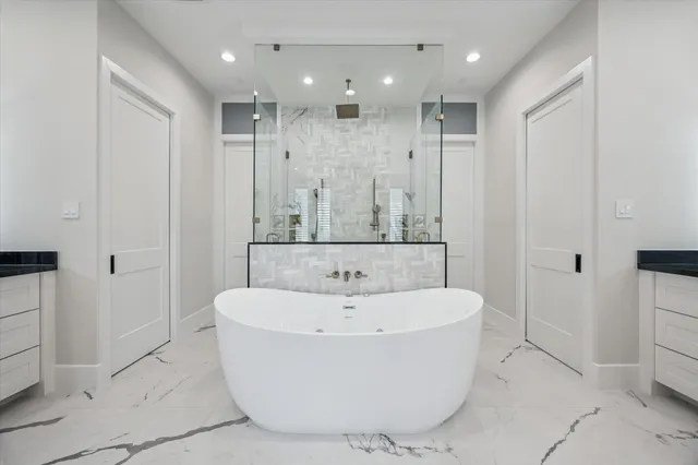 $1,825,000 | 1014 Gardenia Drive, Houston, TX 77018